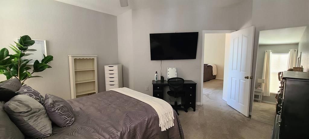 En Venta: $199,900 (2 camas, 2 baños, 1111 Pies cuadrados)