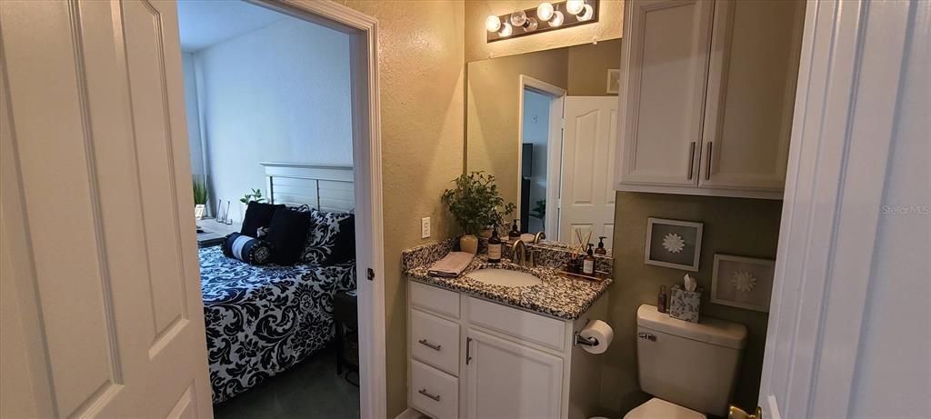 En Venta: $199,900 (2 camas, 2 baños, 1111 Pies cuadrados)