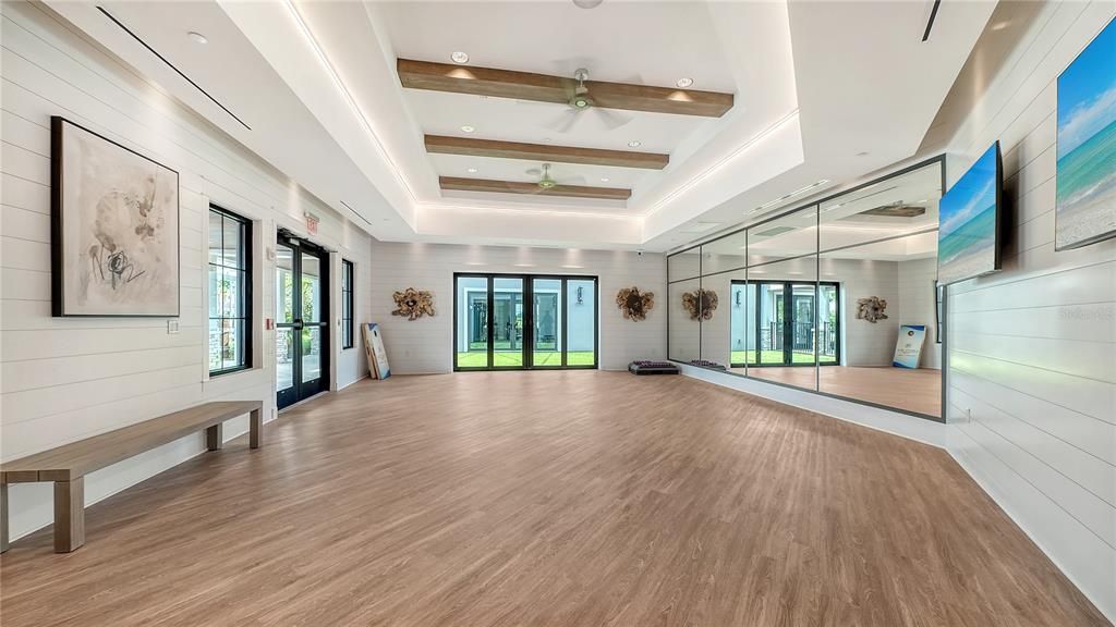 En Venta: $379,000 (2 camas, 2 baños, 1956 Pies cuadrados)