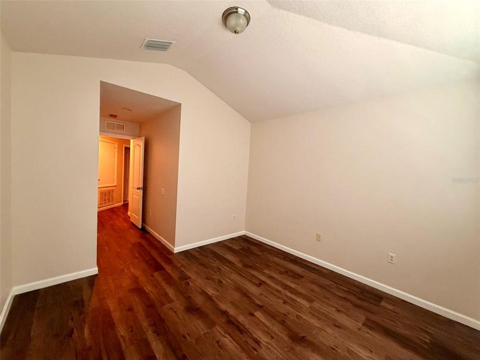 На продажу: $259,900 (3 спален, 2 ванн, 1588 Квадратных фут)