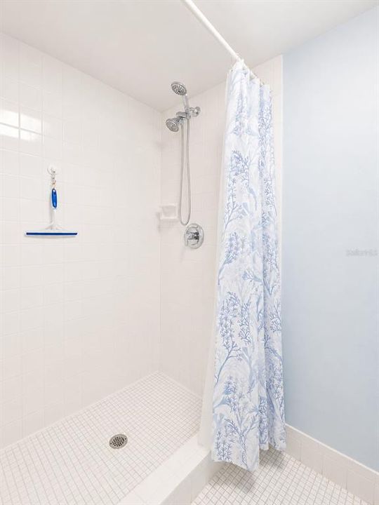 В аренду: $1,950 (2 спален, 2 ванн, 1148 Квадратных фут)