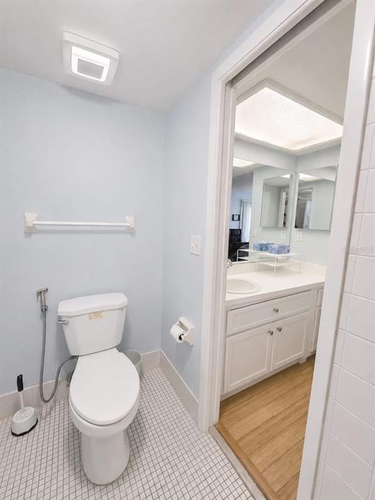 В аренду: $1,950 (2 спален, 2 ванн, 1148 Квадратных фут)