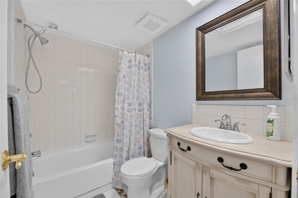 В аренду: $1,950 (2 спален, 2 ванн, 1148 Квадратных фут)
