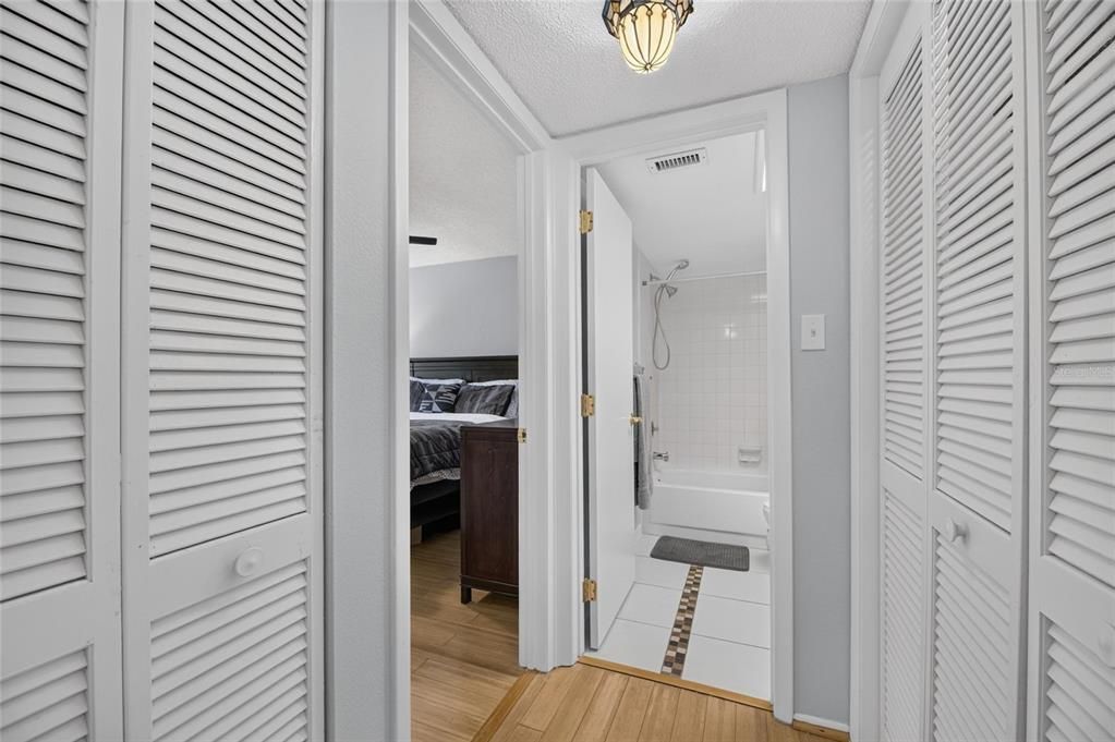 В аренду: $1,950 (2 спален, 2 ванн, 1148 Квадратных фут)