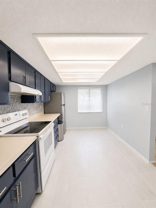 В аренду: $1,950 (2 спален, 2 ванн, 1148 Квадратных фут)