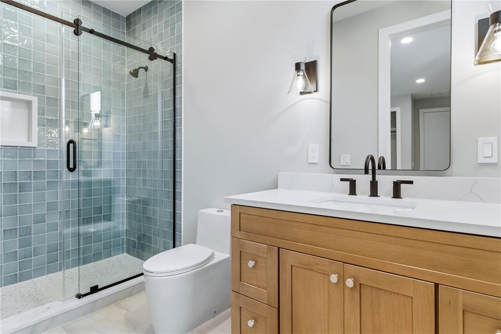En Venta: $1,549,000 (5 camas, 5 baños, 3251 Pies cuadrados)