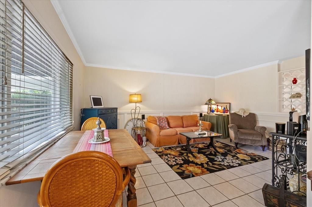 En Venta: $389,000 (3 camas, 2 baños, 1804 Pies cuadrados)