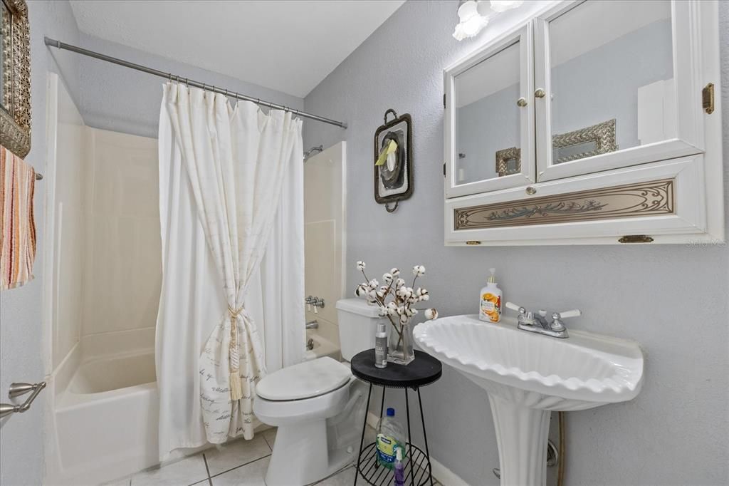 En Venta: $389,000 (3 camas, 2 baños, 1804 Pies cuadrados)