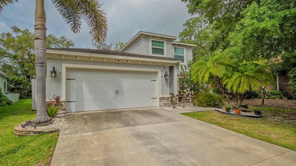 En Venta: $585,000 (3 camas, 2 baños, 2482 Pies cuadrados)