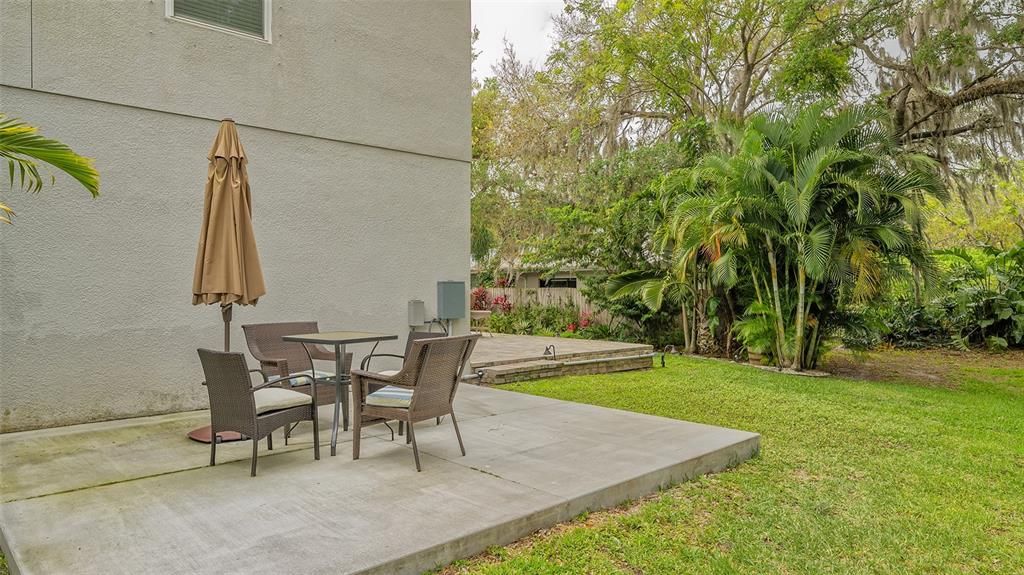 En Venta: $585,000 (3 camas, 2 baños, 2482 Pies cuadrados)
