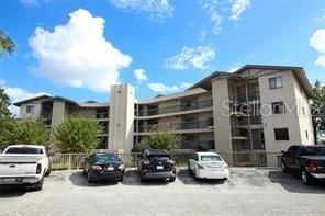 For Sale: $155,000 (2 beds, 2 baths, 1100 Square Feet)