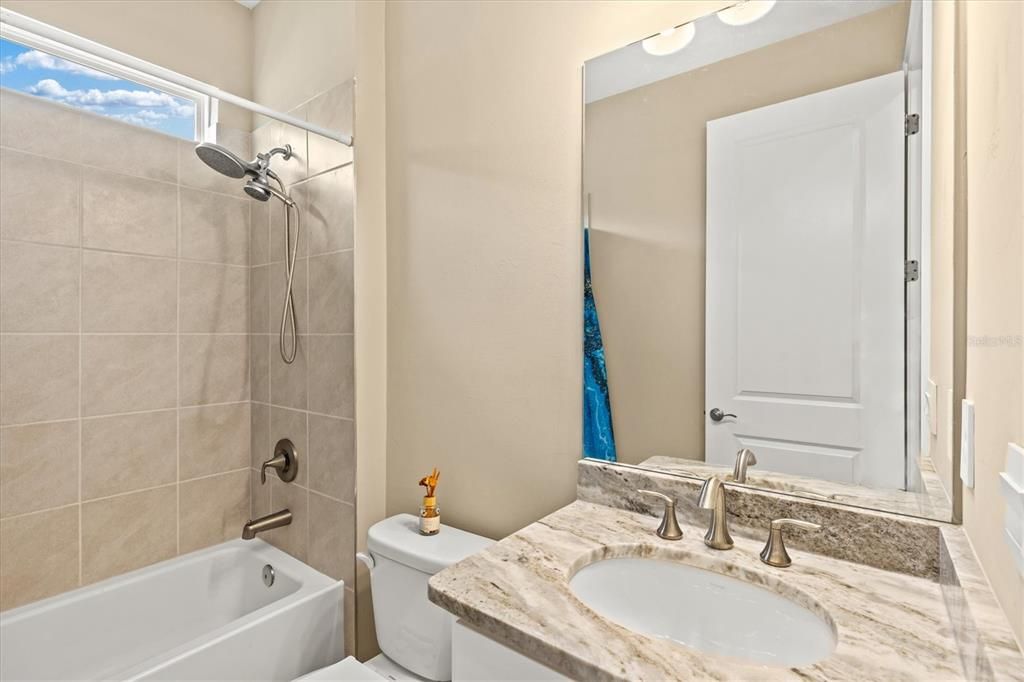 For Sale: $385,000 (3 beds, 2 baths, 2221 Square Feet)