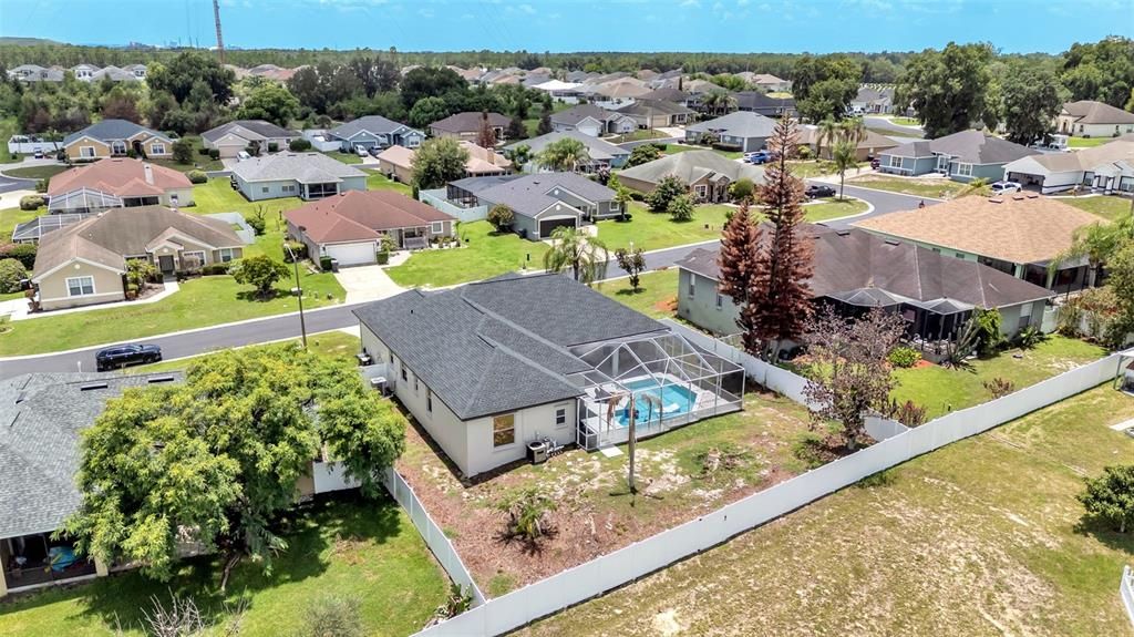 Activo con contrato: $505,000 (4 camas, 3 baños, 2400 Pies cuadrados)