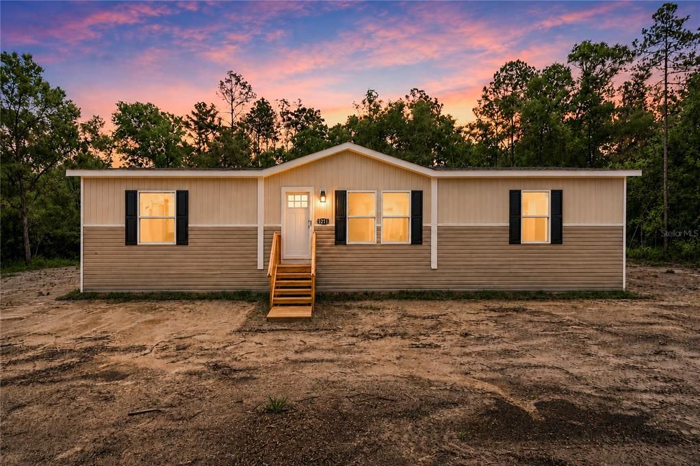 For Sale: $254,000 (3 beds, 2 baths, 1568 Square Feet)