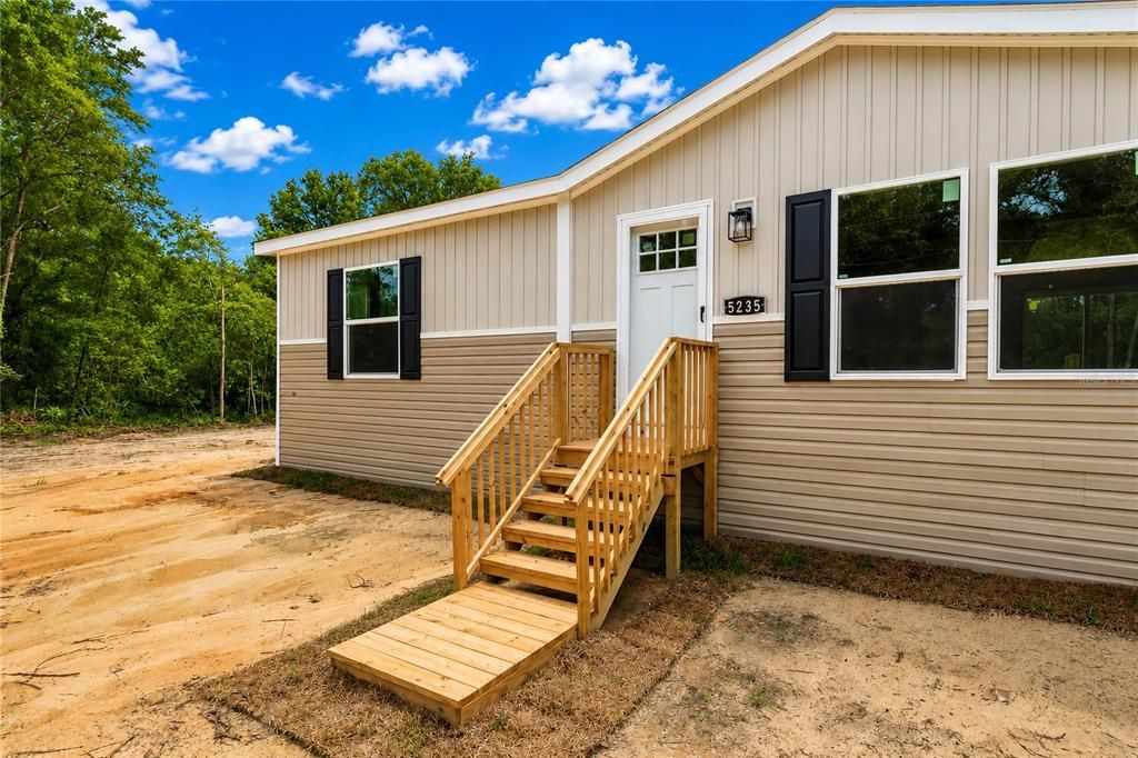 For Sale: $254,000 (3 beds, 2 baths, 1568 Square Feet)