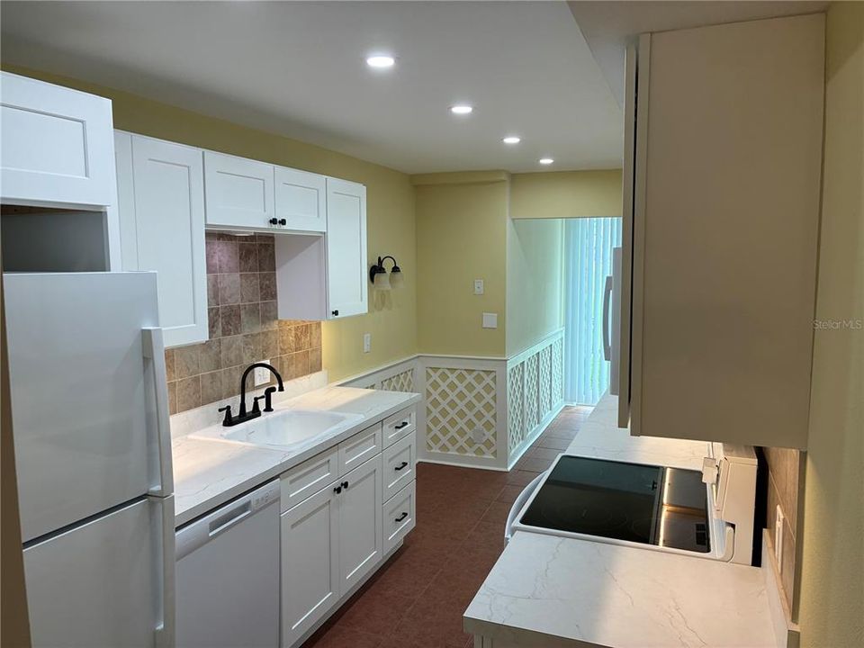 В аренду: $1,695 (1 спален, 1 ванн, 790 Квадратных фут)