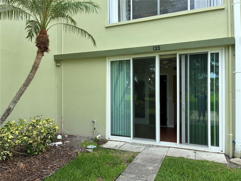 В аренду: $1,695 (1 спален, 1 ванн, 790 Квадратных фут)