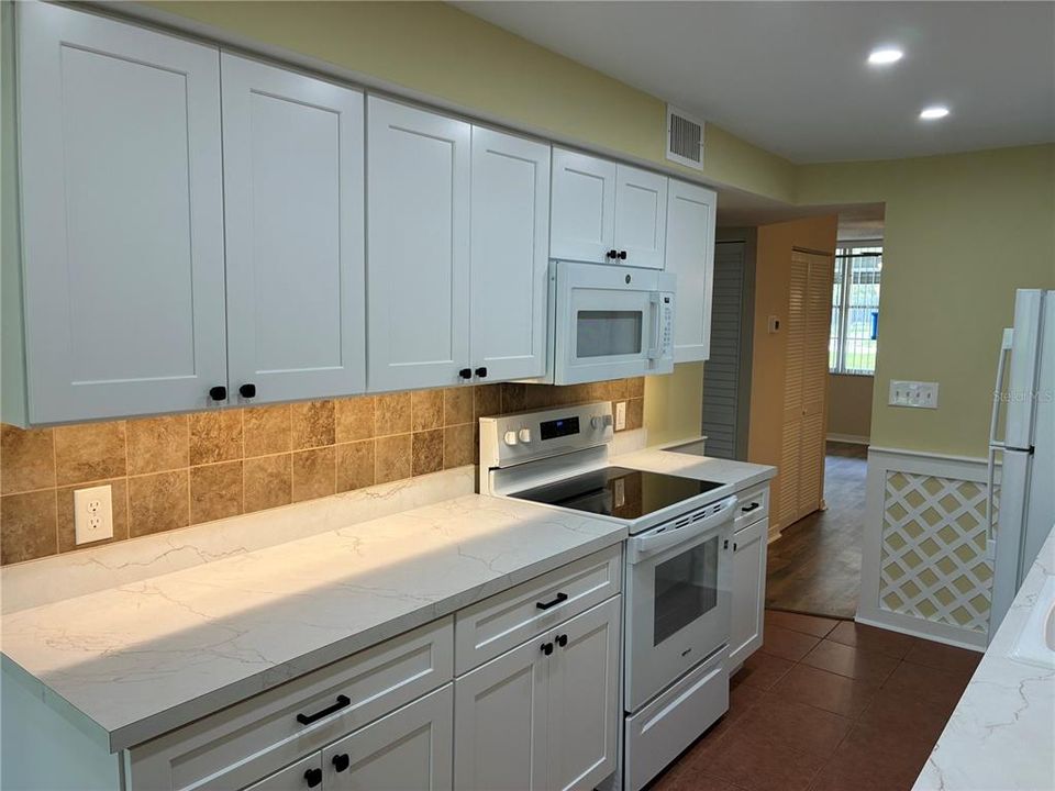 В аренду: $1,695 (1 спален, 1 ванн, 790 Квадратных фут)