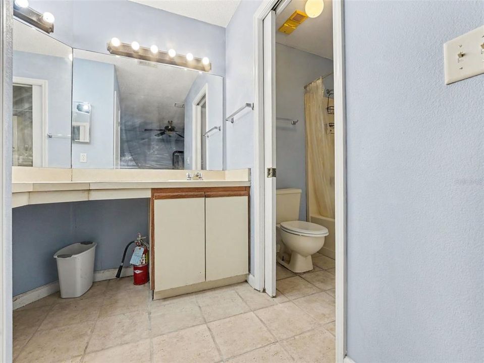 На продажу: $145,000 (3 спален, 2 ванн, 980 Квадратных фут)