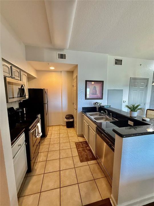 En Venta: $179,500 (3 camas, 2 baños, 1231 Pies cuadrados)