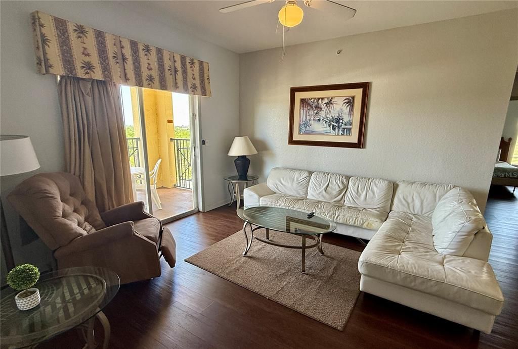 En Venta: $179,500 (3 camas, 2 baños, 1231 Pies cuadrados)