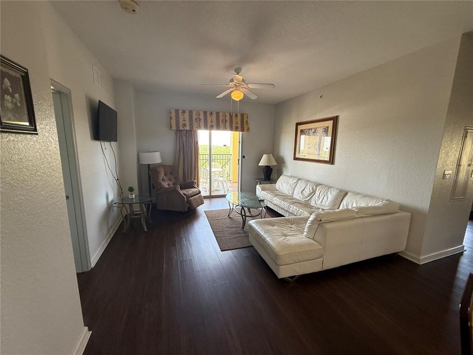 En Venta: $179,500 (3 camas, 2 baños, 1231 Pies cuadrados)