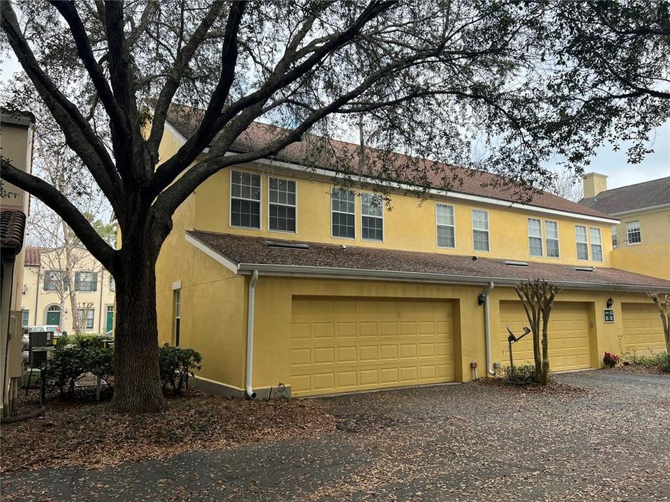 For Sale: $330,000 (3 beds, 2 baths, 1371 Square Feet)
