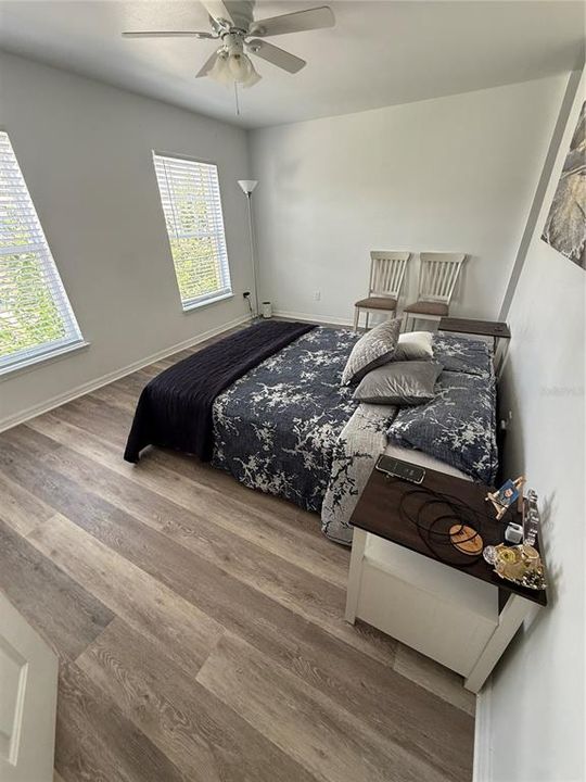 For Sale: $330,000 (3 beds, 2 baths, 1371 Square Feet)