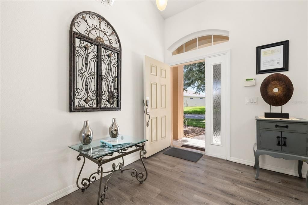 На продажу: $459,900 (5 спален, 3 ванн, 2196 Квадратных фут)