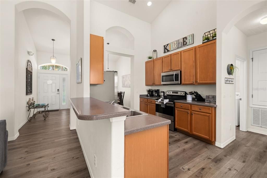 На продажу: $459,900 (5 спален, 3 ванн, 2196 Квадратных фут)