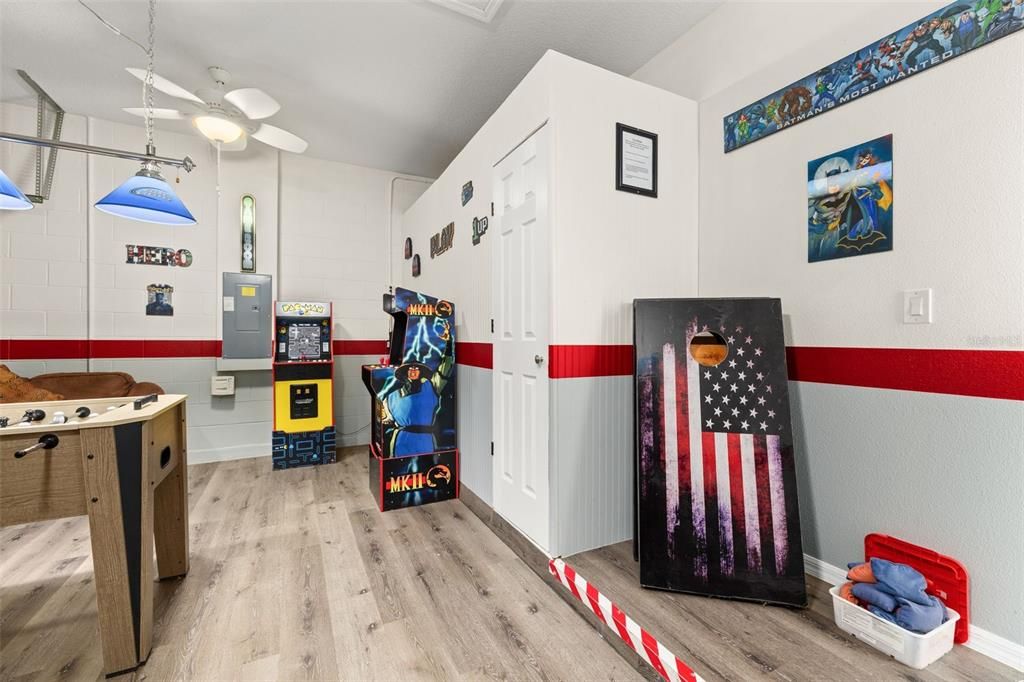 На продажу: $459,900 (5 спален, 3 ванн, 2196 Квадратных фут)