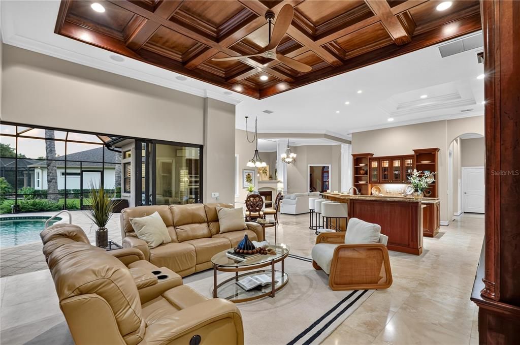En Venta: $1,095,000 (4 camas, 3 baños, 3556 Pies cuadrados)