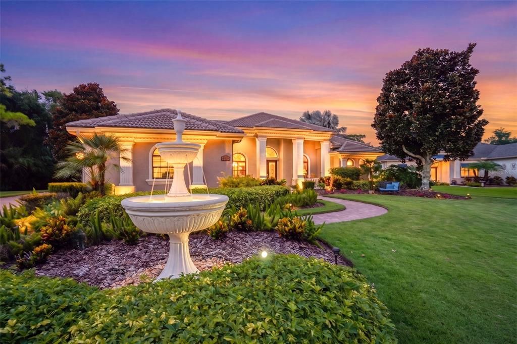 En Venta: $1,095,000 (4 camas, 3 baños, 3556 Pies cuadrados)