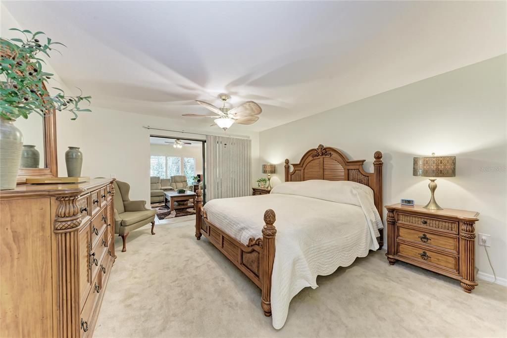 En Venta: $454,900 (3 camas, 2 baños, 1847 Pies cuadrados)
