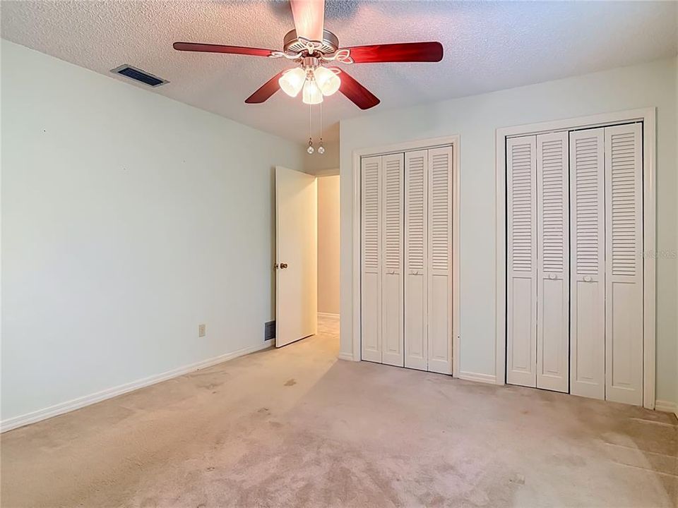 En Venta: $369,900 (3 camas, 2 baños, 1852 Pies cuadrados)