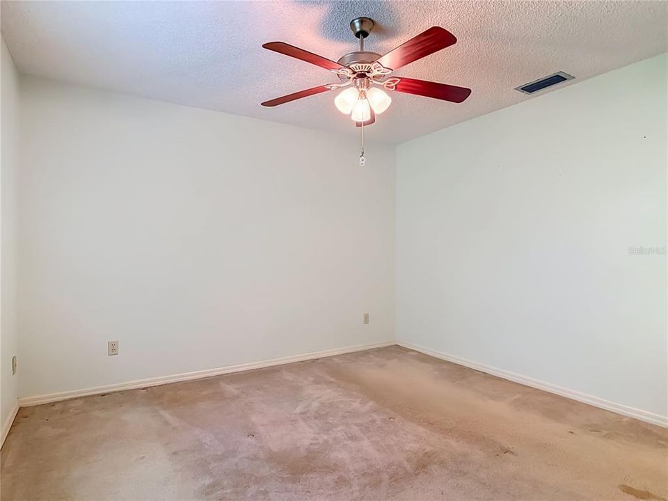 En Venta: $369,900 (3 camas, 2 baños, 1852 Pies cuadrados)