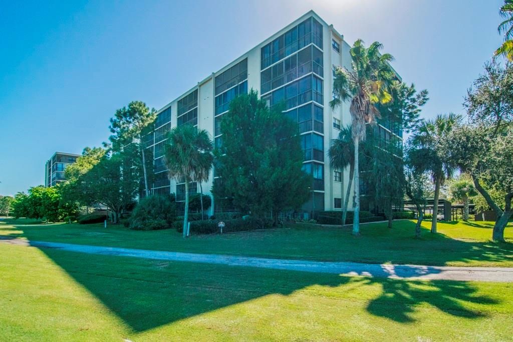 En Venta: $225,000 (2 camas, 2 baños, 1070 Pies cuadrados)