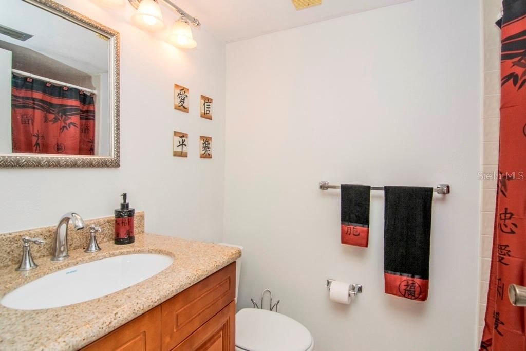 En Venta: $225,000 (2 camas, 2 baños, 1070 Pies cuadrados)
