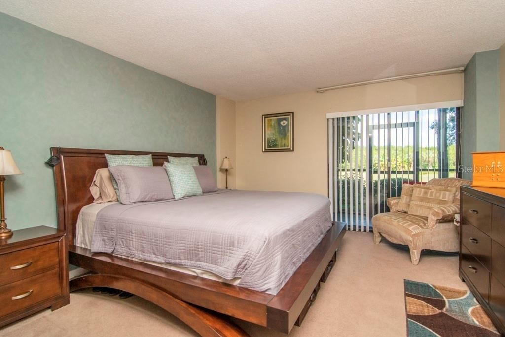 En Venta: $225,000 (2 camas, 2 baños, 1070 Pies cuadrados)