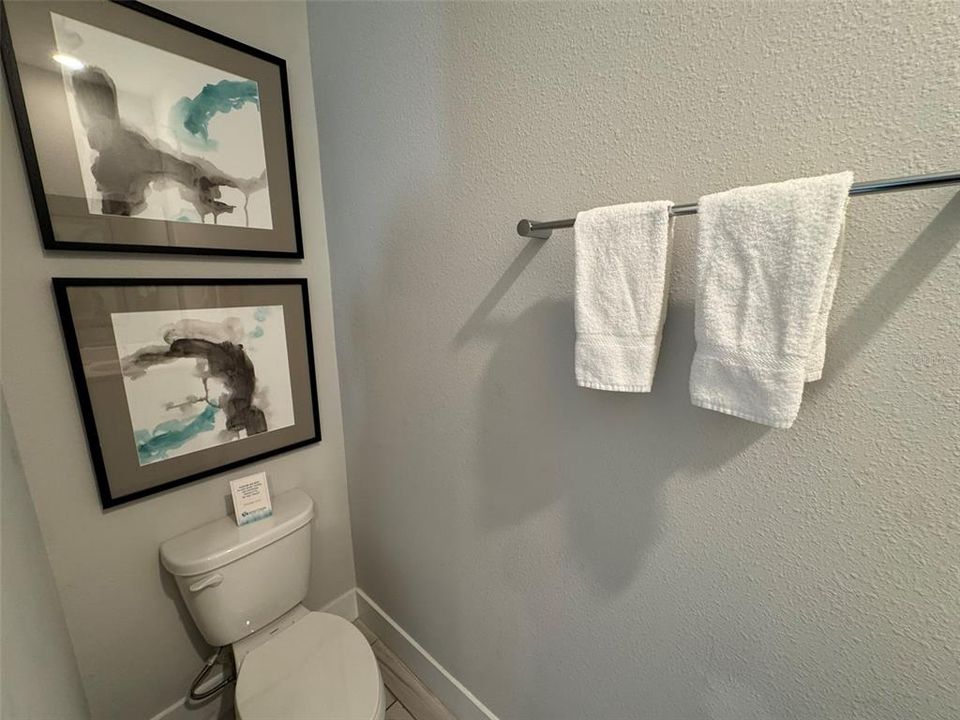 For Rent: $3,100 (3 beds, 2 baths, 1704 Square Feet)