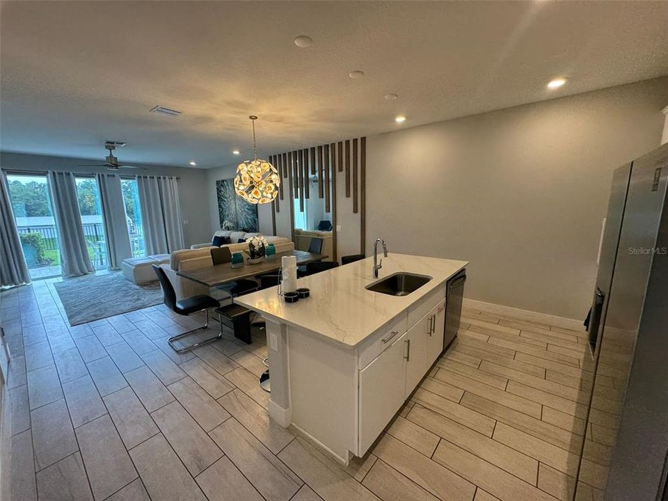 For Rent: $3,100 (3 beds, 2 baths, 1704 Square Feet)