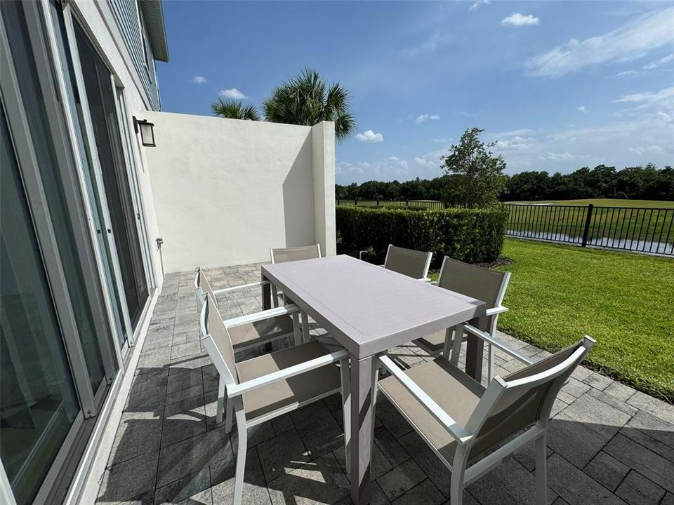For Rent: $3,100 (3 beds, 2 baths, 1704 Square Feet)
