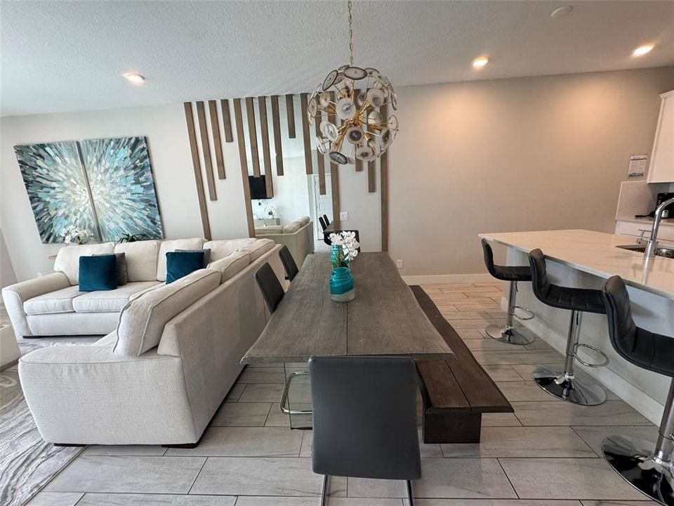 For Rent: $3,100 (3 beds, 2 baths, 1704 Square Feet)