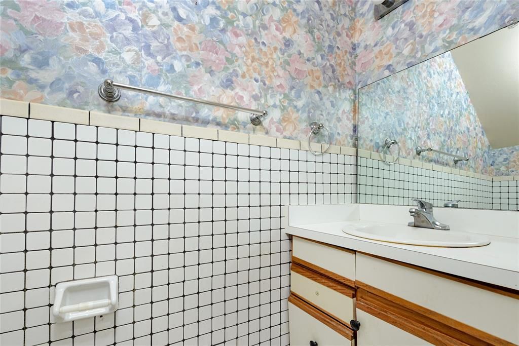 В аренду: $1,600 (2 спален, 1 ванн, 1012 Квадратных фут)