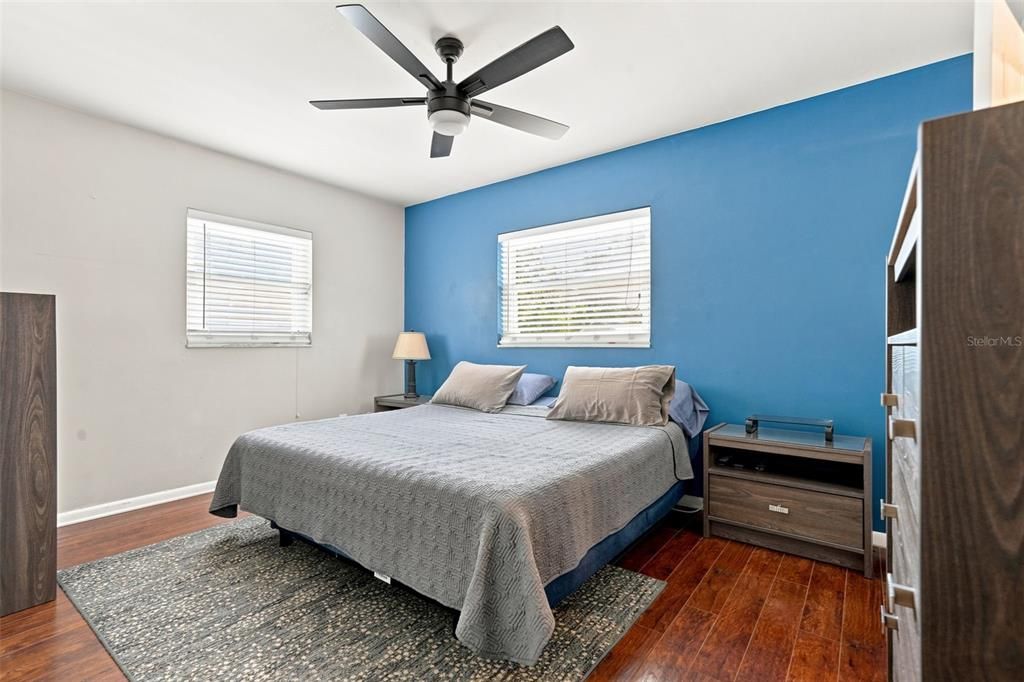 For Sale: $399,000 (3 beds, 2 baths, 1696 Square Feet)