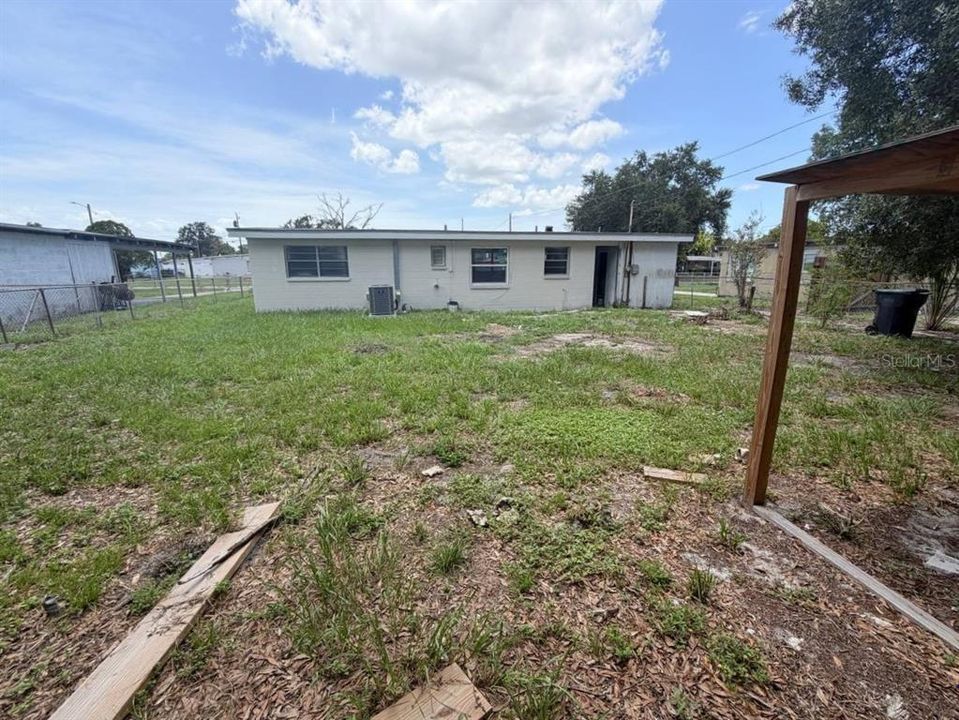 En Venta: $240,000 (2 camas, 1 baños, 888 Pies cuadrados)