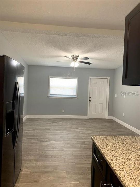 En Renta: $1,400 (2 camas, 1 baños, 700 Pies cuadrados)