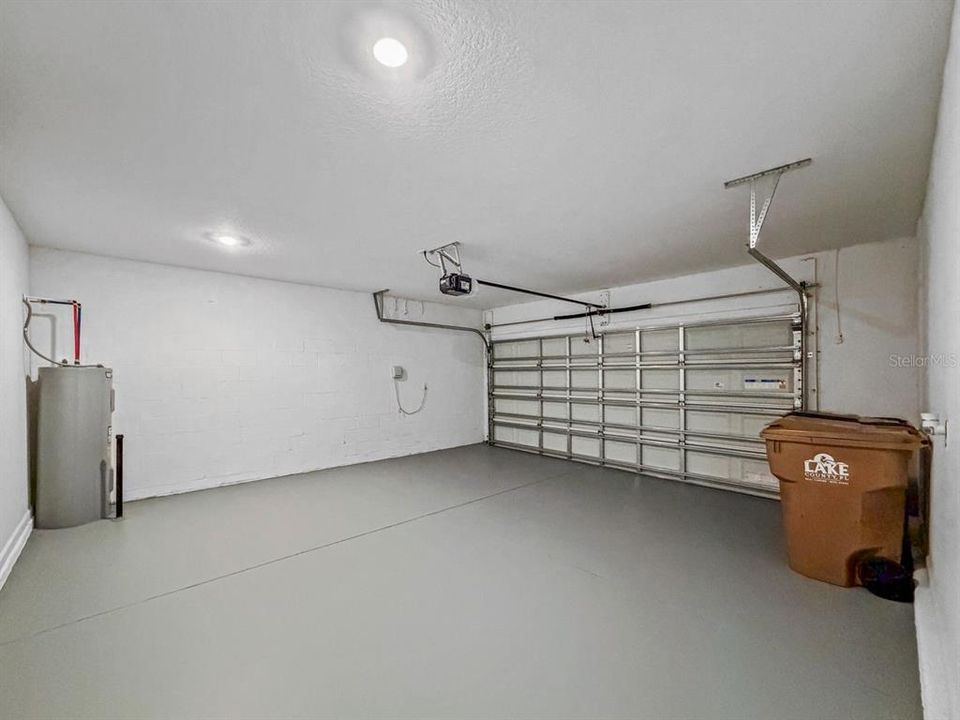 For Sale: $528,000 (4 beds, 2 baths, 2899 Square Feet)