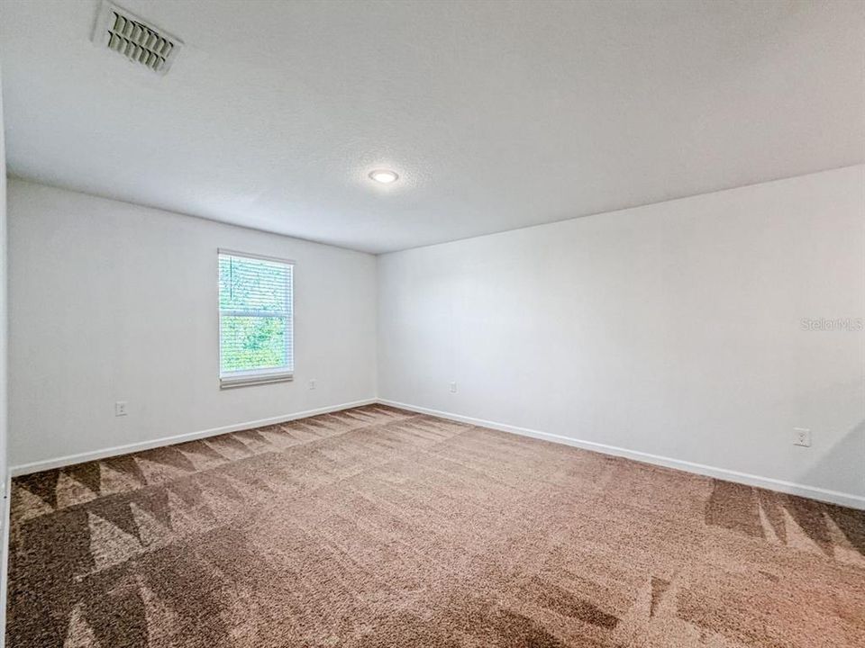 For Sale: $528,000 (4 beds, 2 baths, 2899 Square Feet)