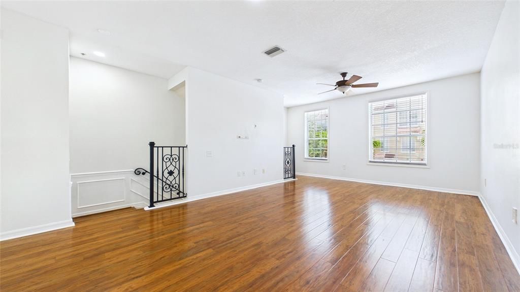 For Rent: $3,300 (3 beds, 3 baths, 1844 Square Feet)